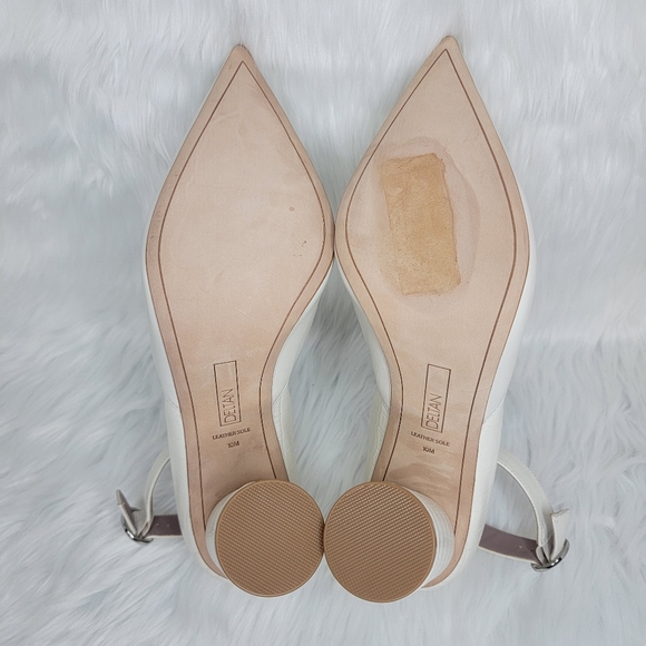 DELTAN white pointed toe heels ankle bracelet, round heel. - Picture 9 of 11